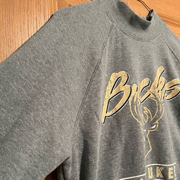 Milwaukee Buck's Mock Neck Sweatshirt - Picture 6 of 12
